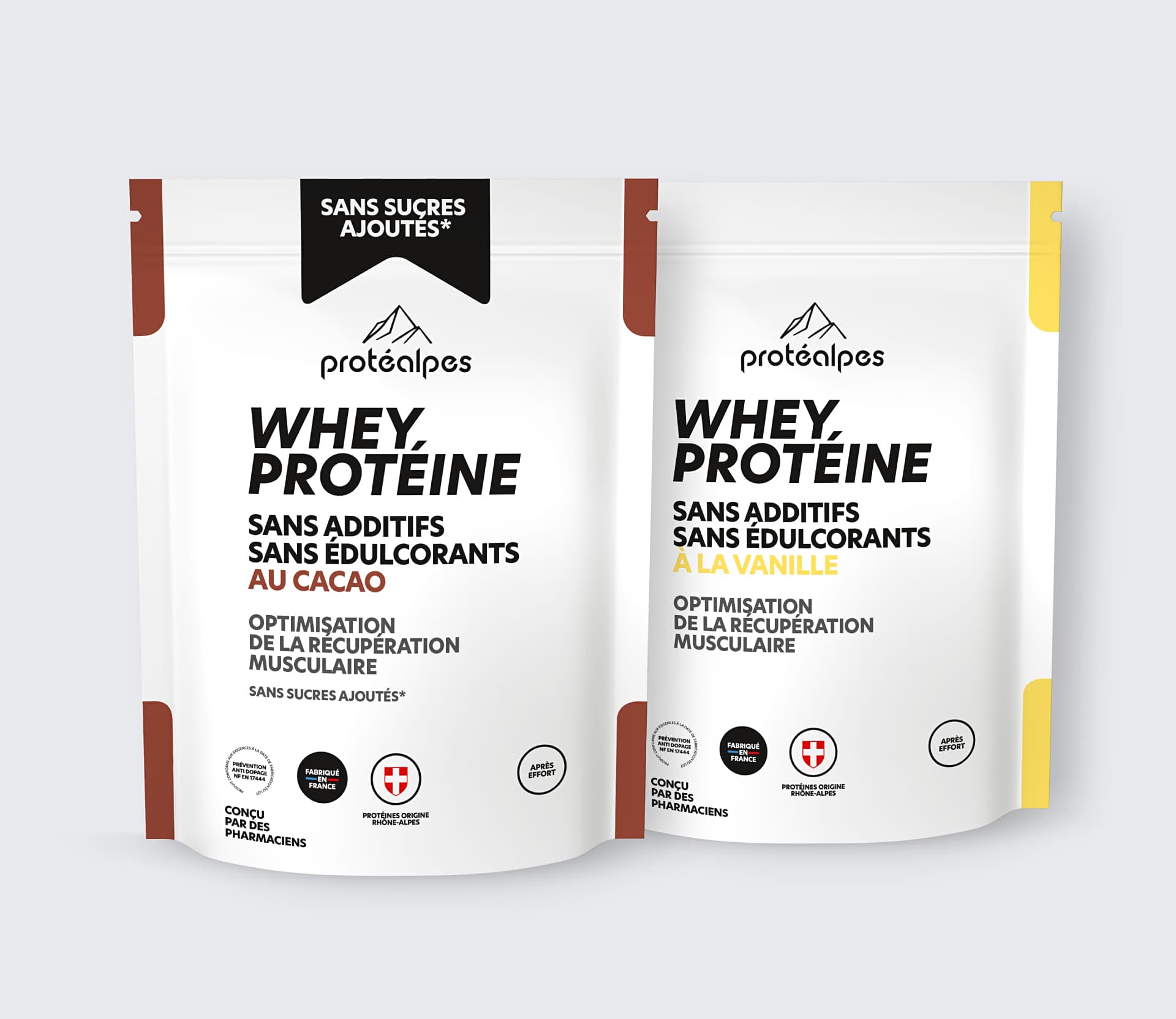 Deux sachets de Whey Protéine Protéalpes, saveurs cacao et vanille, sans additifs ni édulcorants, pour récupération musculaire.