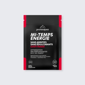 Sachet Protéalpes Mi-Temps Énergie goût fraise, sans édulcorants ni additifs, pour optimiser les performances sportives.