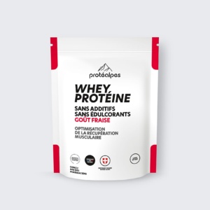 Strawberry-flavoured whey protein from Protéalpes, with no additives or sweeteners, for optimal muscle recovery.
