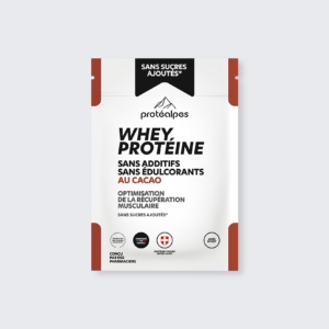 ProtéAlpes Whey Protein cocoa, with no additives or sweeteners, for optimal, natural muscle recovery.