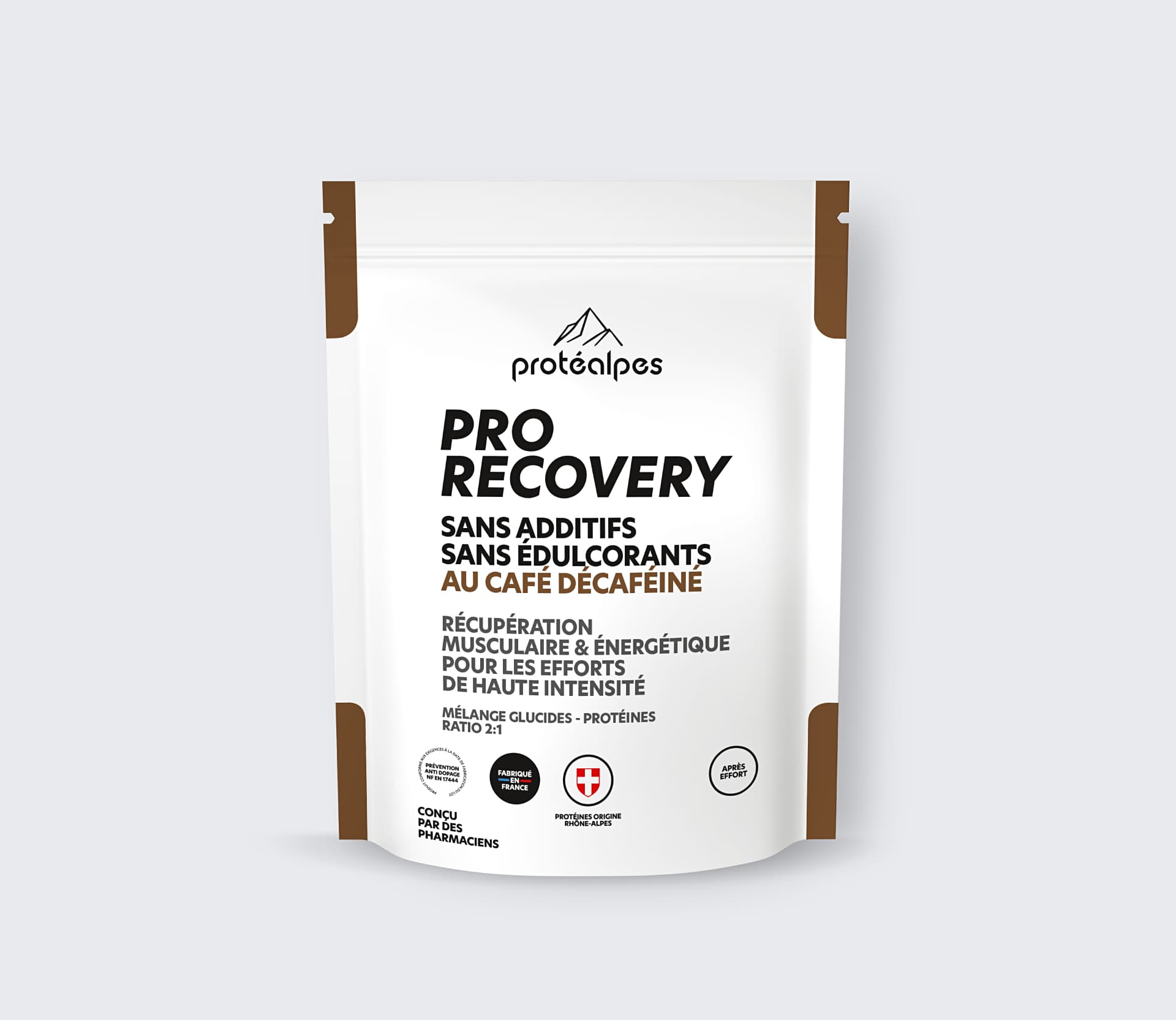 Sac de Pro Recovery Protéalpes, mélange glucides-protéines sans additifs, sans édulcorants, goût café décaféiné.