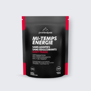 Sachet Protéalpes Mi-Temps Énergie goût fraise, sans additifs ni édulcorants, optimisant les performances sportives.
