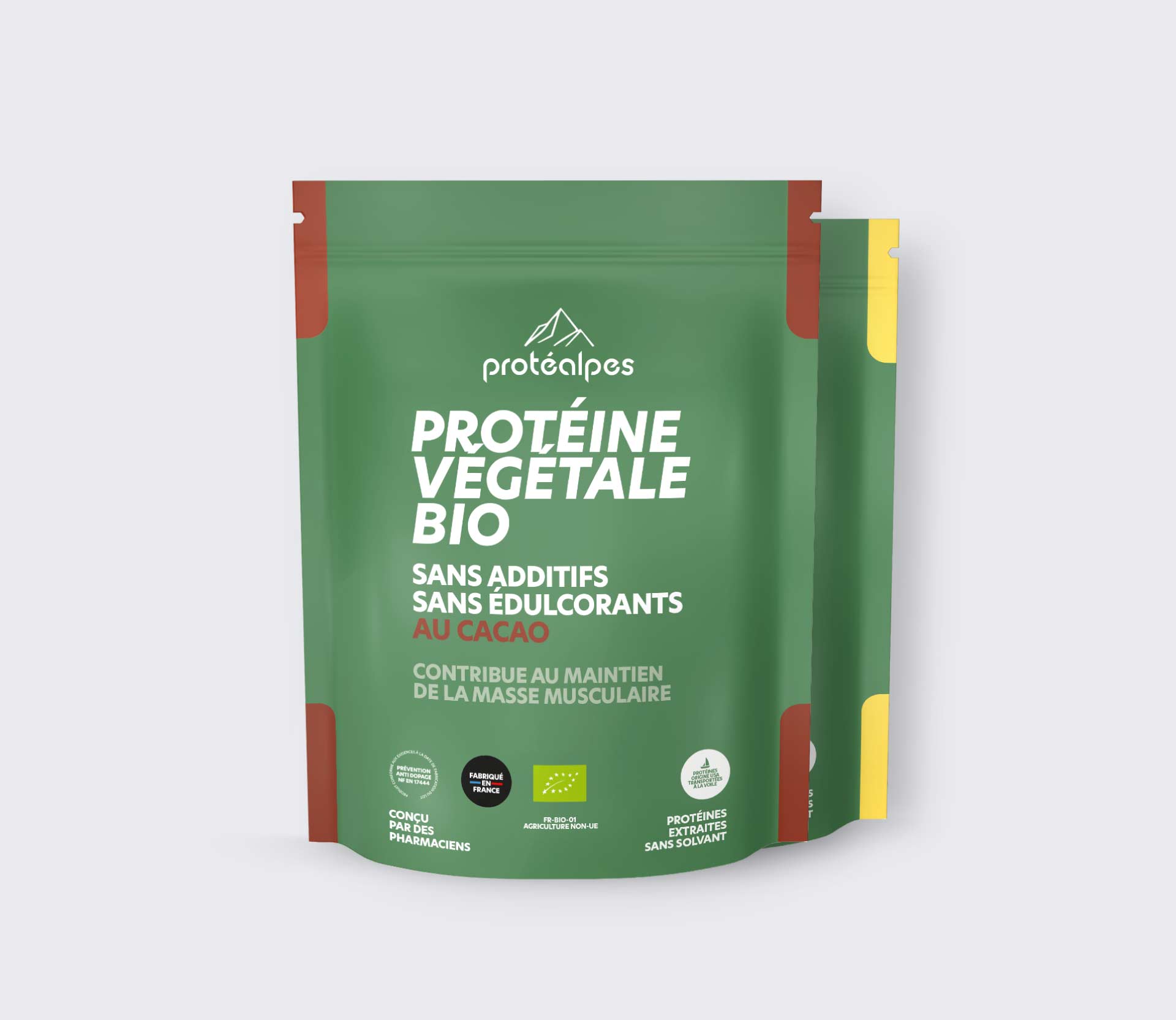 Sac de protéine végétale bio Protéalpes, sans additifs ni édulcorants, au cacao. Contribue à la masse musculaire.